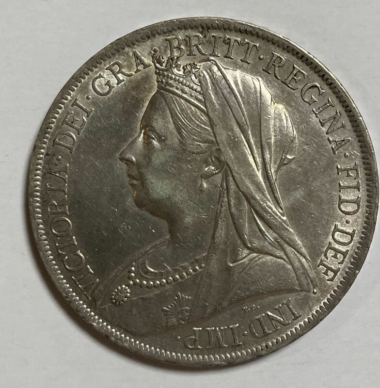 極美品　1900年　イギリス ヴィクトリア女王　オールド　アンティーク コイン 銀貨 古銭 Great Britain Crown KM# 783