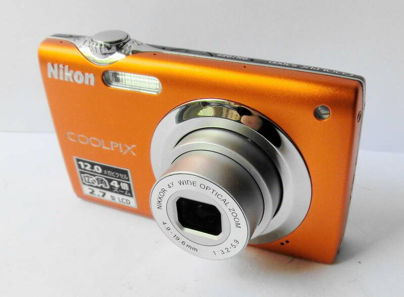 ■[デジタル] ★ ニコン Nikon COOLPIX S3000 オレンジ (ジャンク扱い）