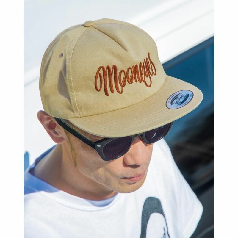 MOONEYES レタリング ツイル フラット バイザー キャップ カーキ ベージュ カーキー mooneyes ムーンアイズ 帽子 フリーサイズ 送料込み