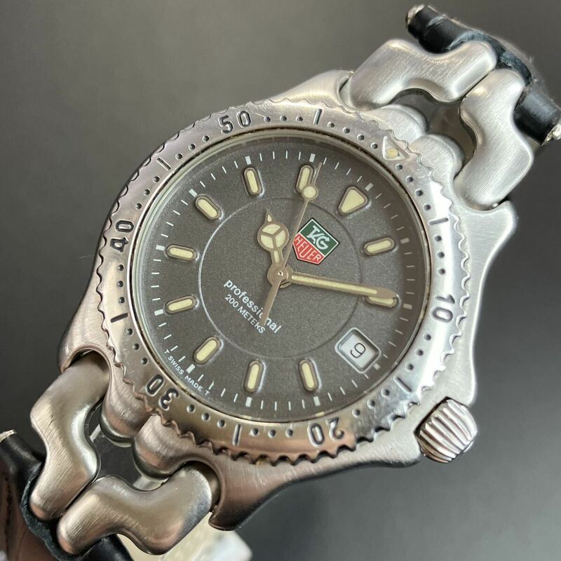【美品 正規品】 タグホイヤー 腕時計 メンズ セルシリーズ グレー ブラック プロフェッショナル 可動品 【2405Ss5】