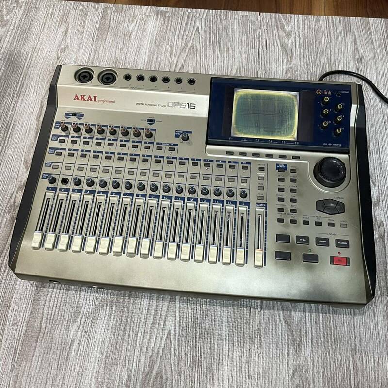 AKAI professional デジタルパーソナルスタジオ DPS16 マルチトラックレコーダー