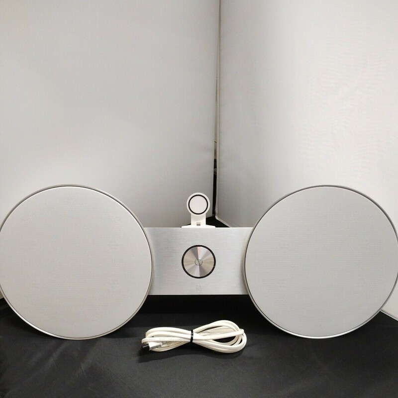 Bang&Olufsen BeoPlay A8 