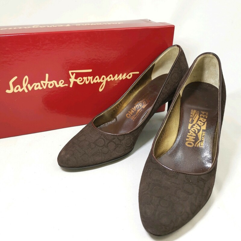 B #【商品ランク:B】 サルヴァトーレ フェラガモ Salvatore Ferragamo ガンチーニ 総柄 ラウンドトゥ パンプス 5 1/2C レディース 婦人靴