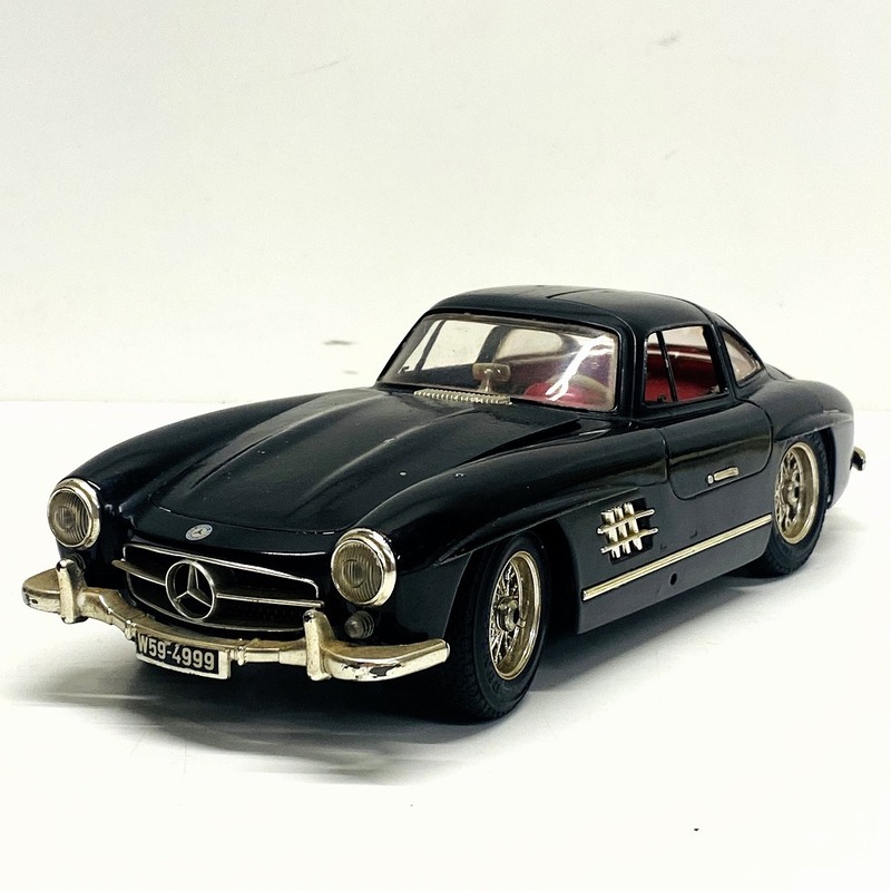 【中古】Bburago ブラーゴ 1/18 Mercedes-Benz メルセデスベンツ 300SL 1954 ブラック イタリア製