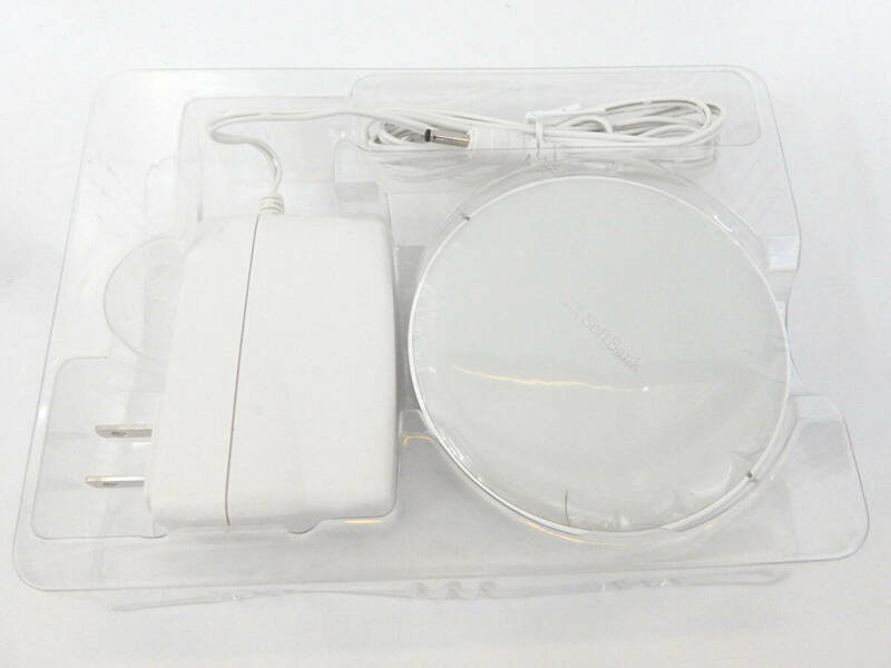 SoftBank SELECTION ワイヤレス充電器 置くだけ充電 for iPhone Qi 急速充電 SB-WC01-IAFC