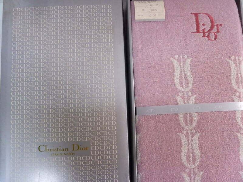 # Christian Dior クリスチャンディオール タオルケット 140×190　綿100％ ピンク