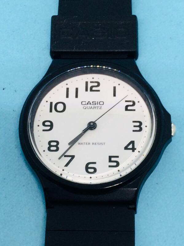 (G24)釣りに(*'▽')カシオ・MQ-24（電池交換済み）ブラック・スポーツウオッチUSED（送料全国一律185円）使いやすい時計です。