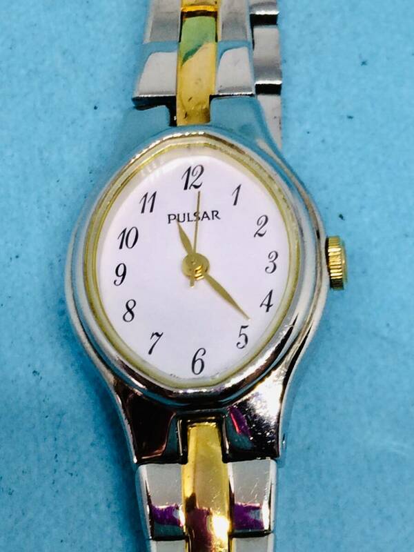 (G46)気品の時計(*'▽')セイコー・パルサー（電池交換済み）シルバー・レディス腕時計USED（送料全国一律185円）しゃれた時計です。