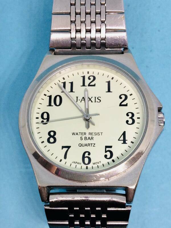 (G52)シンプルな(*'▽')・J-AXIS（電池交換済み）つや消しシルバー・メンズ腕時計USED（送料全国一律185円）素敵な時計です。