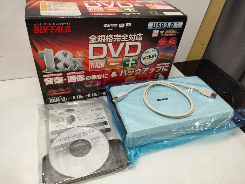 管理930 BUFFALO バッファロー 外付けDVDドライブ DVSM-XE1218U2/B 開封のみ 未使用 長期保管品 未チェック 現状品 箱傷みあり ジャンク