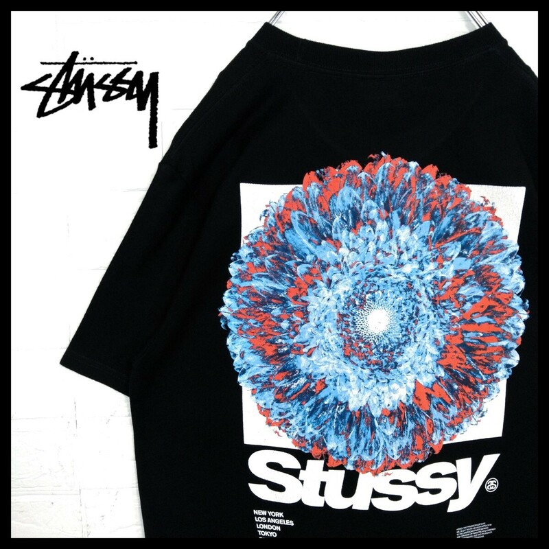 【STUSSY】ビッグフラワーデザイン　Tシャツ