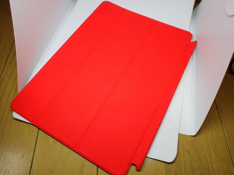 アップル純正　9.7インチiPad用Smart Cover - (PRODUCT)RED