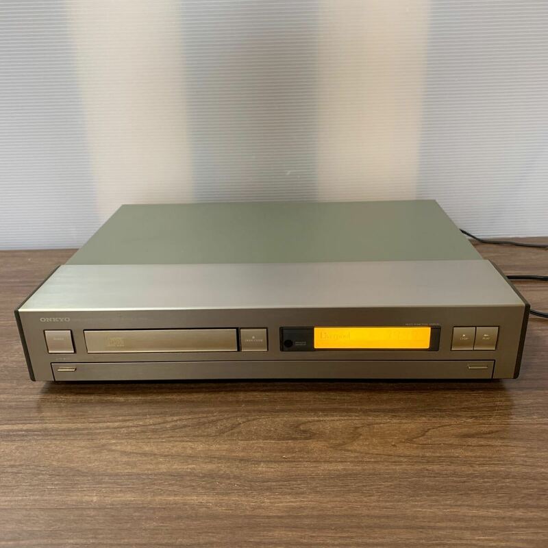 ONKYO CDプレーヤー C-200A 1990年製 通電確認済 ジャンク CDデッキ オンキョー オーディオ機器 音楽 (A13