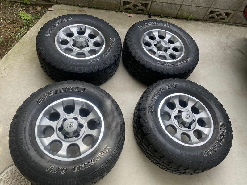 fjクルーザーオフロードパッケージ純正ホイール 285/70R17 プロコンプ タイヤ4本セット ホワイトレター