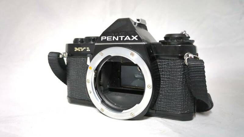 動作品・外観綺麗★ペンタックス Pentax MV1 35mm一眼レフフィルムカメラ 黒 ボディのみ 現状品