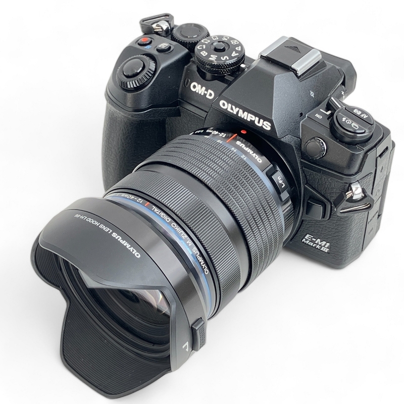 【動作保証】OLYMPUS OM-D E-M1 Mark III 12-40mm F2.8 PROキット オリンパス デジタルカメラ 一眼 ミラーレス 中古 美品 Z8895823