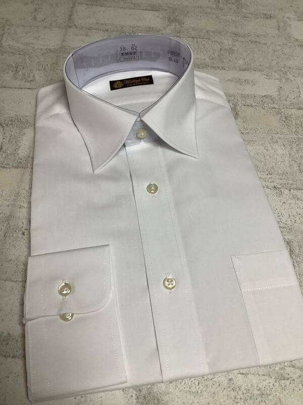 新品未使用　 38-82 Mサイズ　シンプルセミワイドカッターシャツ　白無地　ワイシャツ　形態安定　レギュラーシルエット