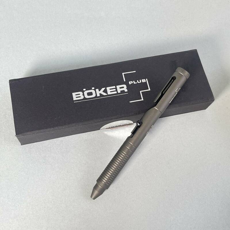 ボーカー プラス タクティカルペン チタングレー BOKER PLUS CID CAL. 45 高級ボールペン サバイバル 護身用 アウトドア クボタン B5