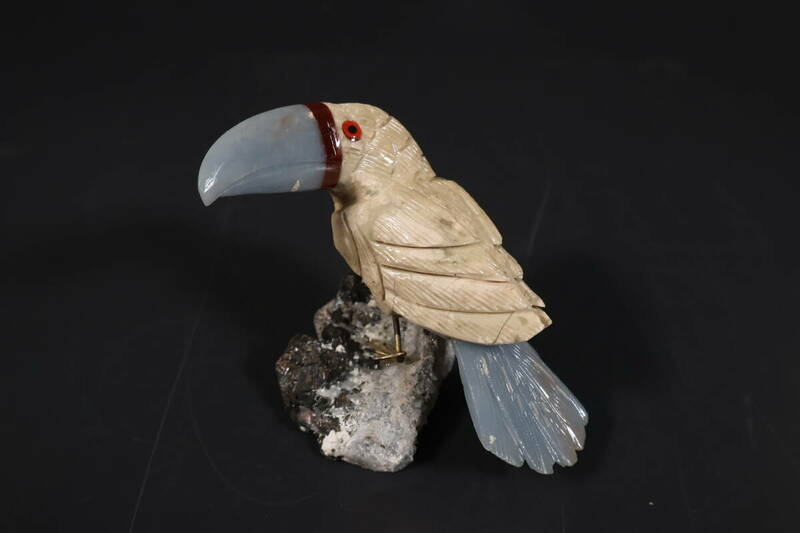 【和】(9342)　時代古作　石彫鳥置物　彫刻　宝石　玉石　