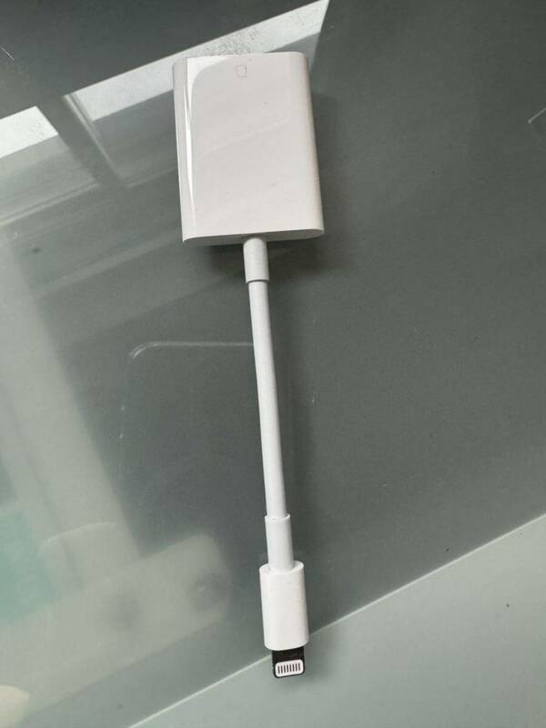 アップル アダプタ Lightning ケーブル Apple Digital AVアダプタ A1595 売り切り