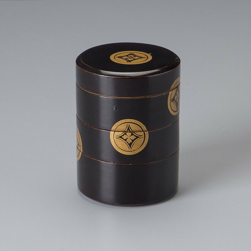 【五】木製漆塗 定紋重香合 箱付 香道具
