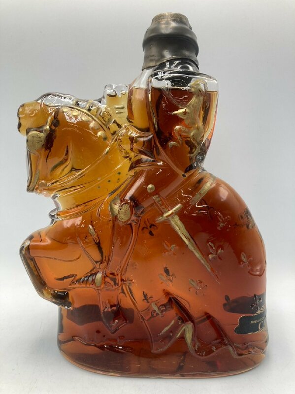 ST【同梱不可】 カスタニョン 騎士ボトル 700ml 40% 未開栓 古酒 Z055961