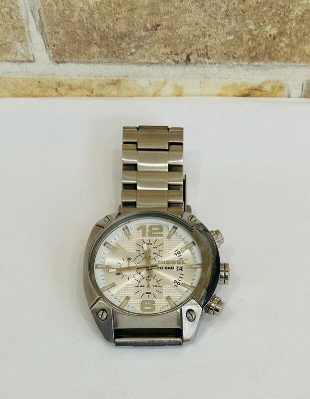 【美品】DIESEL ディーゼル　オーバーフロー クロノグラフ　メンズ　腕時計　「DZ4203」　