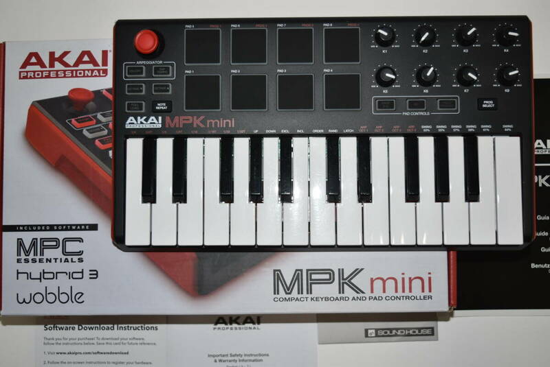 49S 【中古品】 AKAI Professional MPK mini MIDIコントローラー COMPACT KEYBOARD AND PAD CONTROLLER