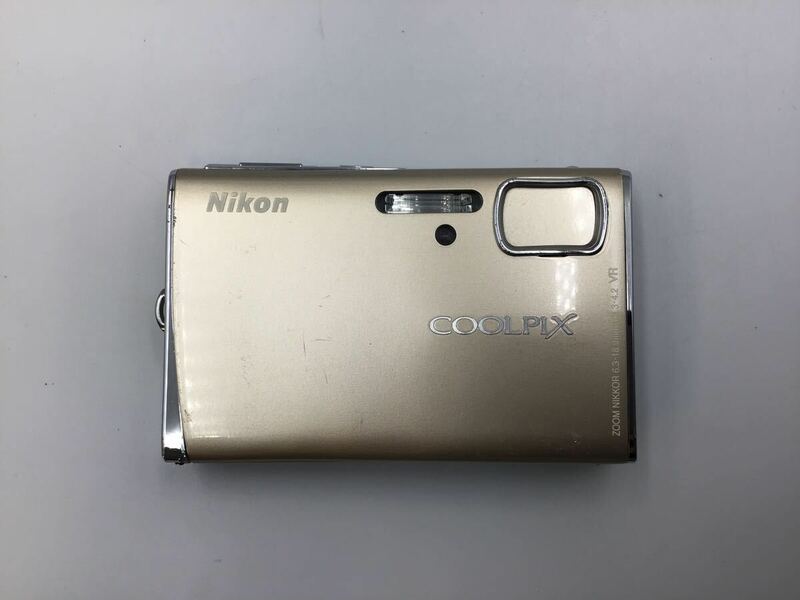 08546 【動作品】 Nikon ニコン COOLPIX S52 コンパクトデジタルカメラ バッテリー付属