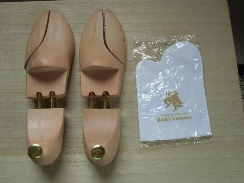 シューキーパー　木製 　[ 43-44 ] 　シューツリー　shoe Trees　シューズキーパー スプリング式　布付き　未使用品
