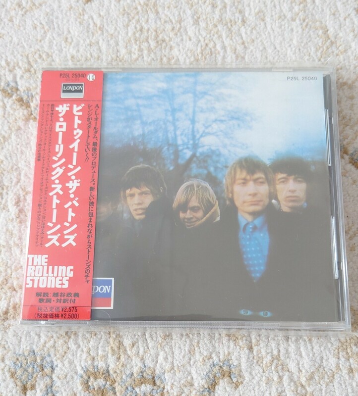 THE ROLLING STONES / BETWEEN THE BUTTONS 国内盤中古CD ザ・ローリング・ストーンズ/ビトゥイーン・ザ・バトンズ