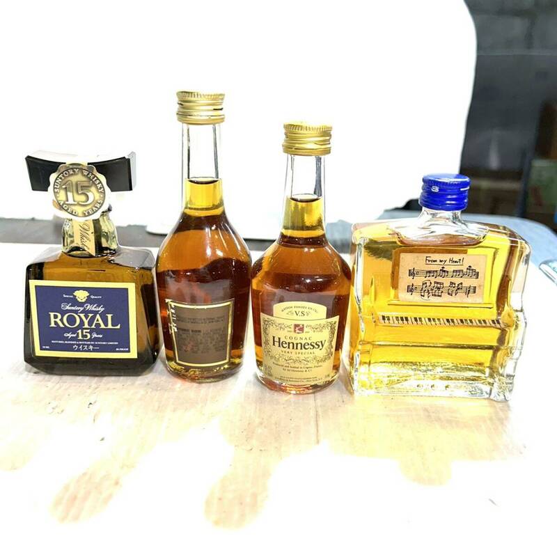 【未開栓】ウイスキー ミニボトル ROYAL15 / MARTELL / Hennessy / サントリーウイスキーリザーブ まとめ (B4228)