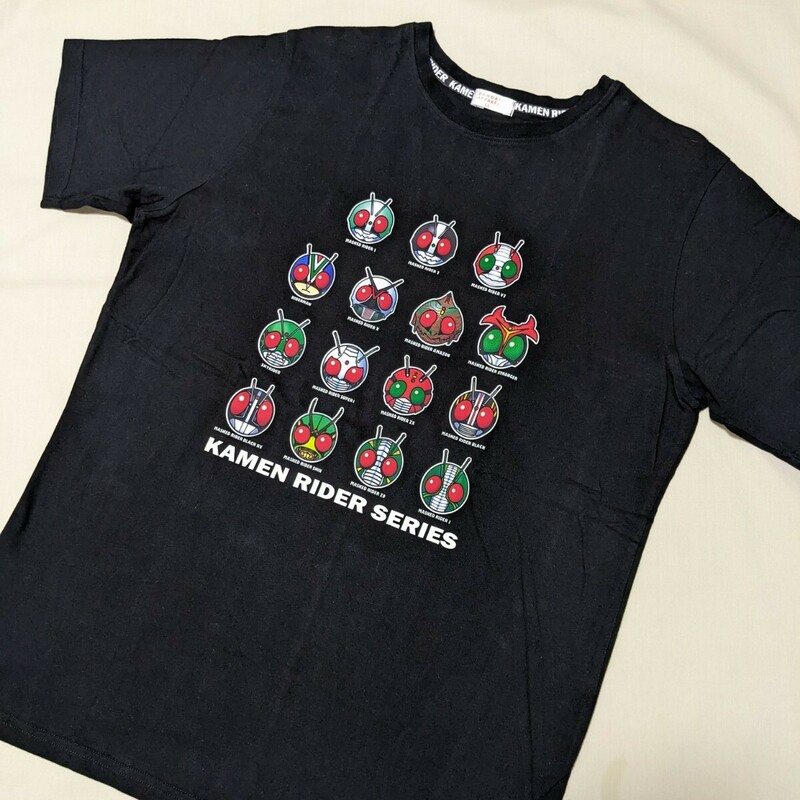 ☆PE46 BANDAI APPAREL バンダイアパレル 仮面ライダー メンズ LL XL 半袖 Tシャツ カットソー 黒 クルーネック 昭和 歴代 シリーズ