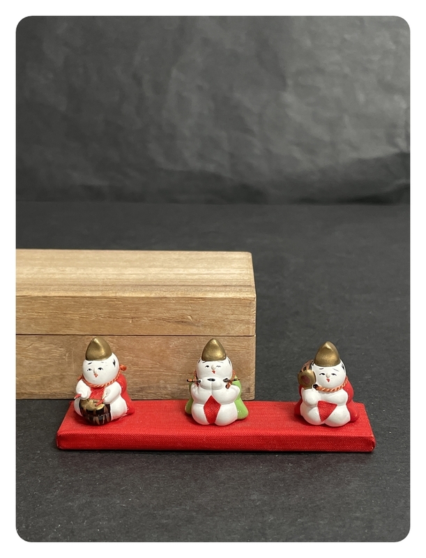 ● コレクター必見 昭和レトロ 時代物 ミニチュア 三人上戸 雛道具 雛人形 ひな人形 郷土玩具 日本人形 工芸品 コレクション Ja128