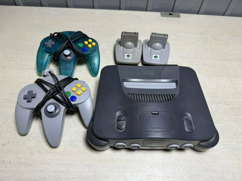 ニンテンドー Nintendo 64 NUS-001 コントローラー 通電確認済み