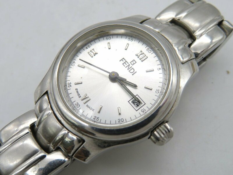 1円◆稼働◆ フェンディ 013-475 シルバー クオーツ レディース 腕時計 N15304