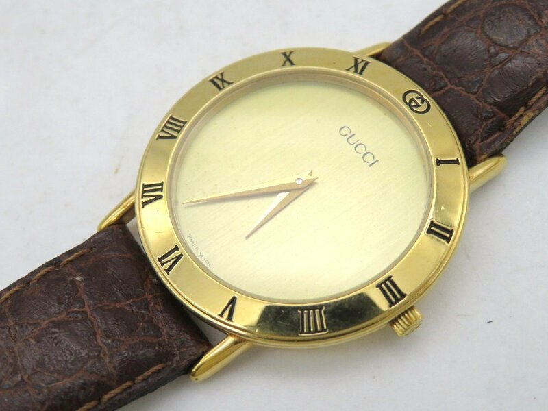 1円◆稼働◆ グッチ 3000.2.M ゴールド クオーツ ユニセックス 腕時計 N19305