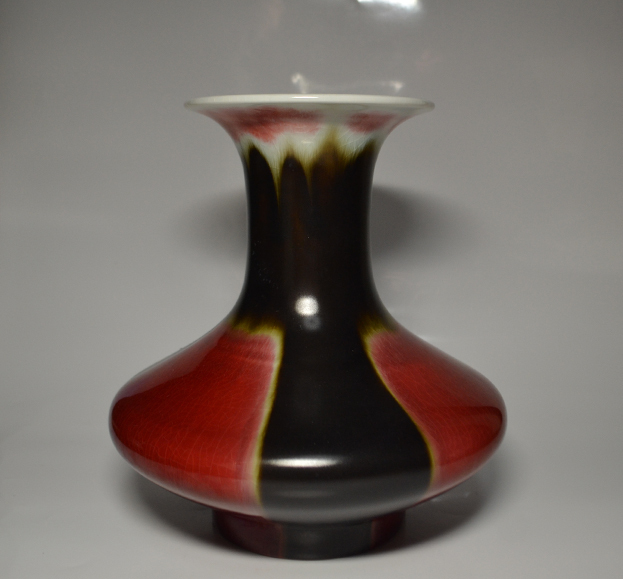 中国美術　景徳鎮　窯変　三羊開泰　1972年　記念　花瓶　中国古玩　置物　