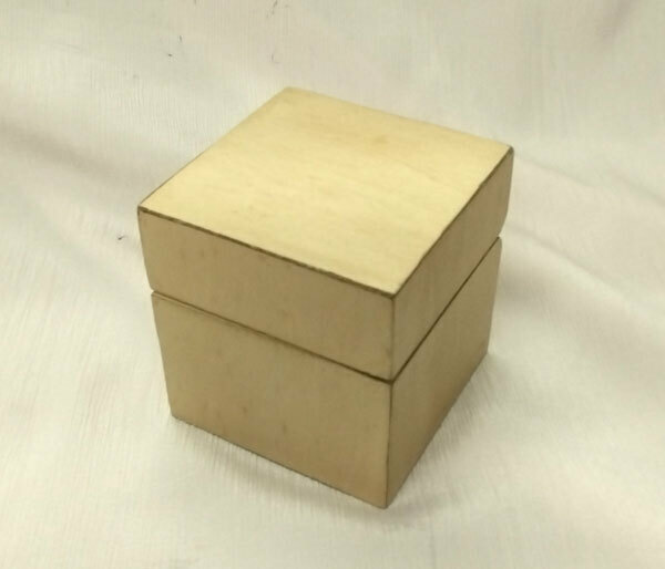 ジュエリーボックス試作品、木の小箱