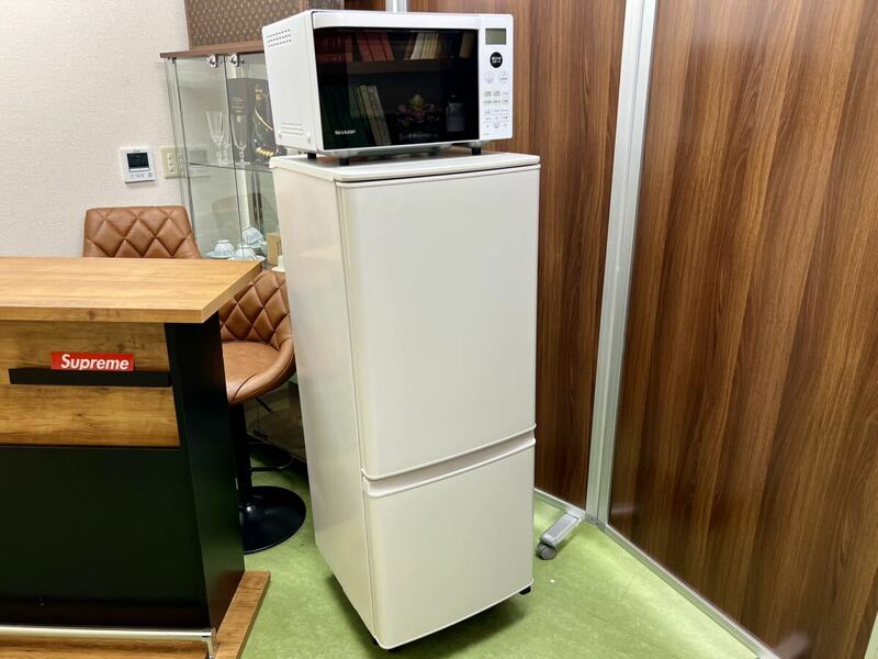 2021年製【三菱 冷蔵庫 146L MR-P15G-W/SHARP 電子レンジ RE-SS7A】2点セット ノンフロン冷凍冷蔵庫 シャープ 