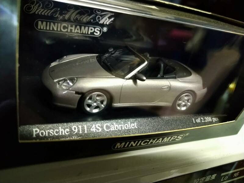 PMA 1/43 Porsche ポルシェ911 4S カブリオレ 2003 (グレーM)
