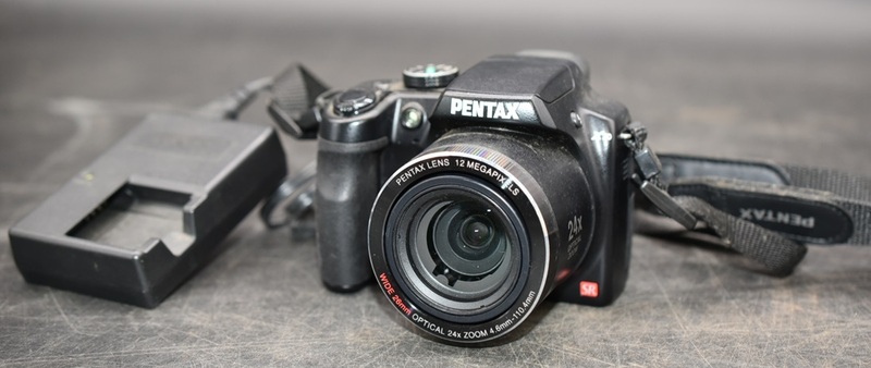 KY5-118　PENTAX ペンタックス コンパクトデジタルカメラ X70　通電撮影OK　