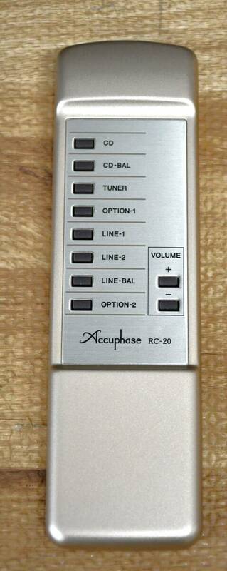 NY5-241【現状品】ACCUPHASE　RC-20　リモコン　アキュフェーズ　オーディオ　音響機材　動作確認済　中古品　保管品