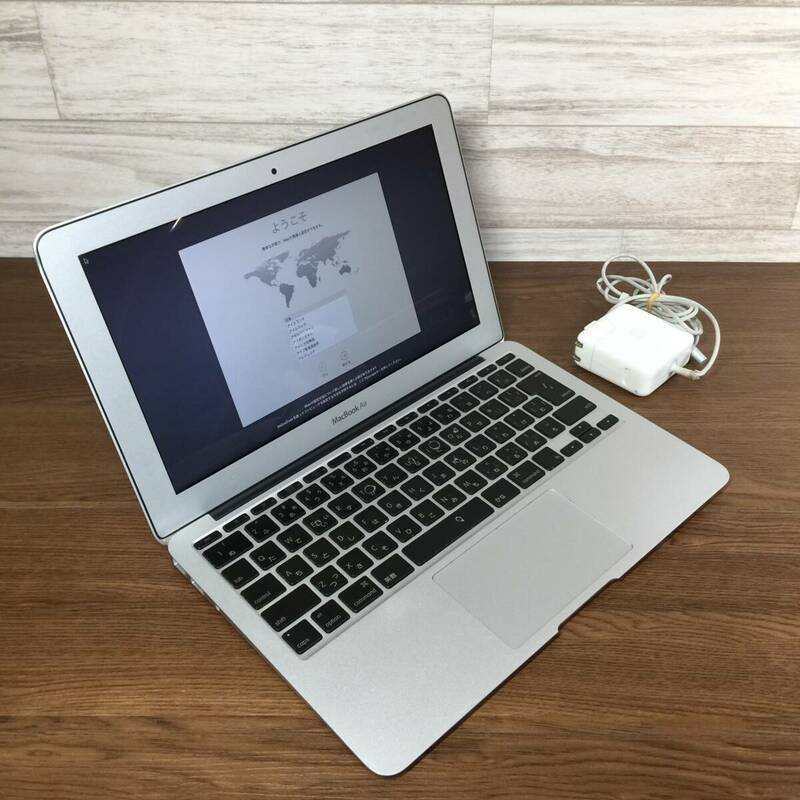 『使用感あり』Apple MacBookAir A1370 11.6インチ High Sierra Core2Duo 1.4GHz 2GBメモリ 64GB アダプター（ジャンク扱い）付き 