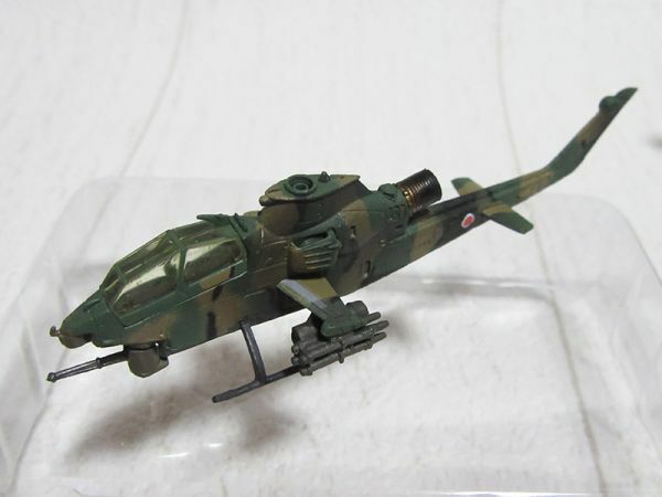 タカラ WTM4 陸上自衛隊 AH-1S コブラ 2色迷彩 1/144 ワールドタンクミュージアム04 ヒューイコブラ 全長9cm