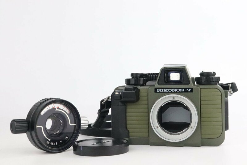 Nikon ニコン NIKONOS-V ニコノス 水中フィルムカメラ グリーン + Nikkor ニッコール 35mm F2.5 単焦点レンズ 【ジャンク品】★F