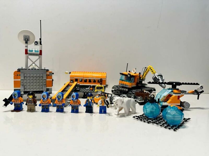 LEGO レゴ 【60036 Arctic Base Camp】