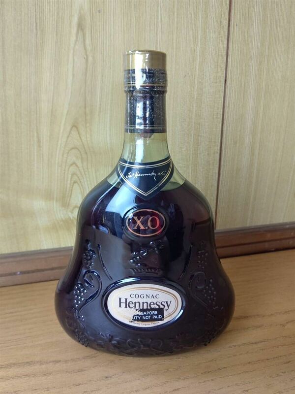 Hennessy XO ヘネシー X.O グリーンボトル 金キャップ COGNAC コニャック ブランデー 700ml 40% 古酒 未開栓