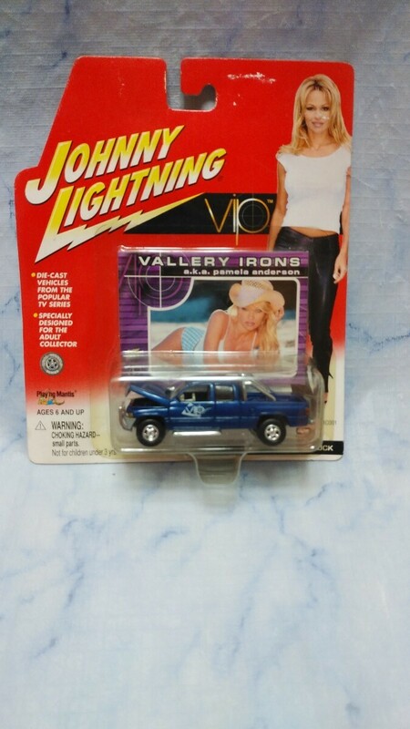 JOHNNY LIGHTNING ジョニーライトニング ミニカー　DODGE TRUCK ダッジ　トラック　激レア　ミニカー　VIP コレクション 