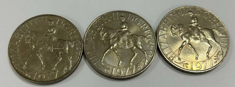 イギリス エリザベス女王 2世 在位25周年 1977年 コイン 記念コイン 記念　＃102